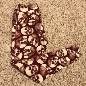 LuLaRoe OS HALLOWEEN - Skull Print